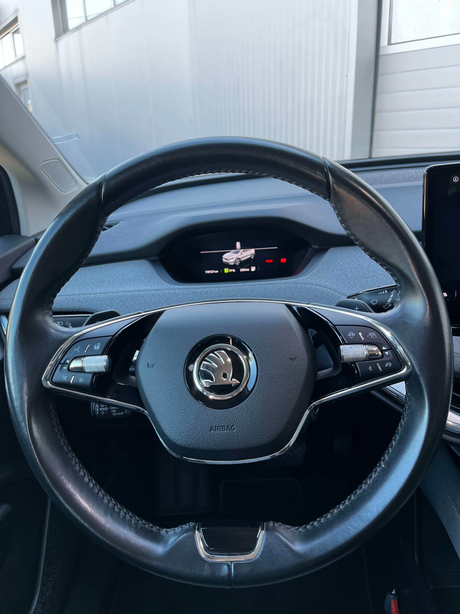 Skoda Enyaq IV60 SOH 91% ТОП СЪСТОЯНИЕ , снимка 8 - Автомобили и джипове - 54635395