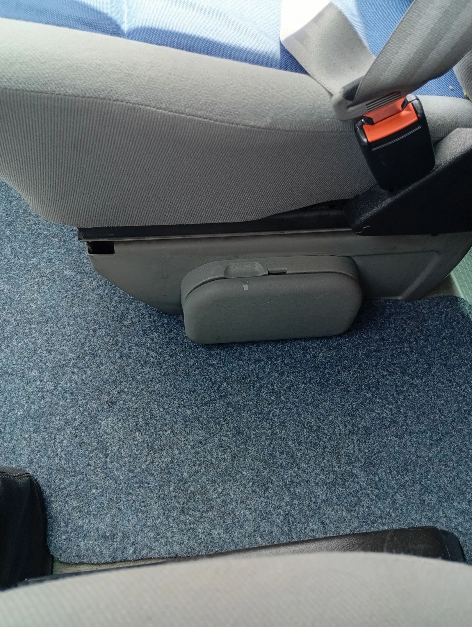 VW Multivan 2.5TDI  151к.с., снимка 15 - Автомобили и джипове - 54664886