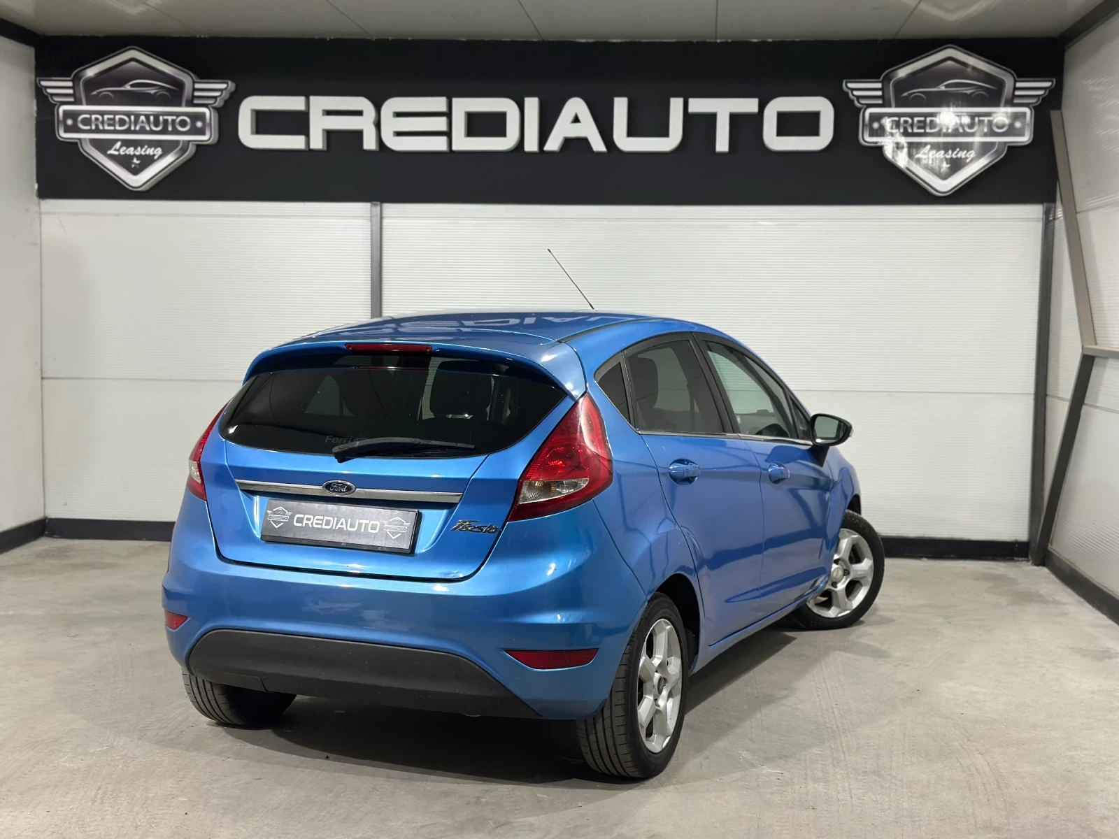 Ford Fiesta 1.4 бенз/газ, снимка 6 - Автомобили и джипове - 54718313