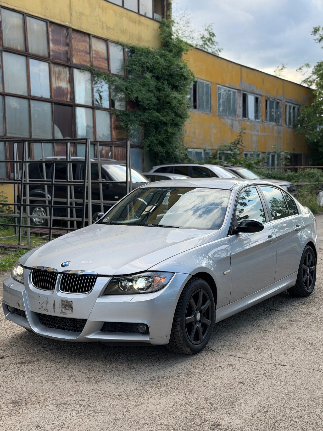 BMW 320