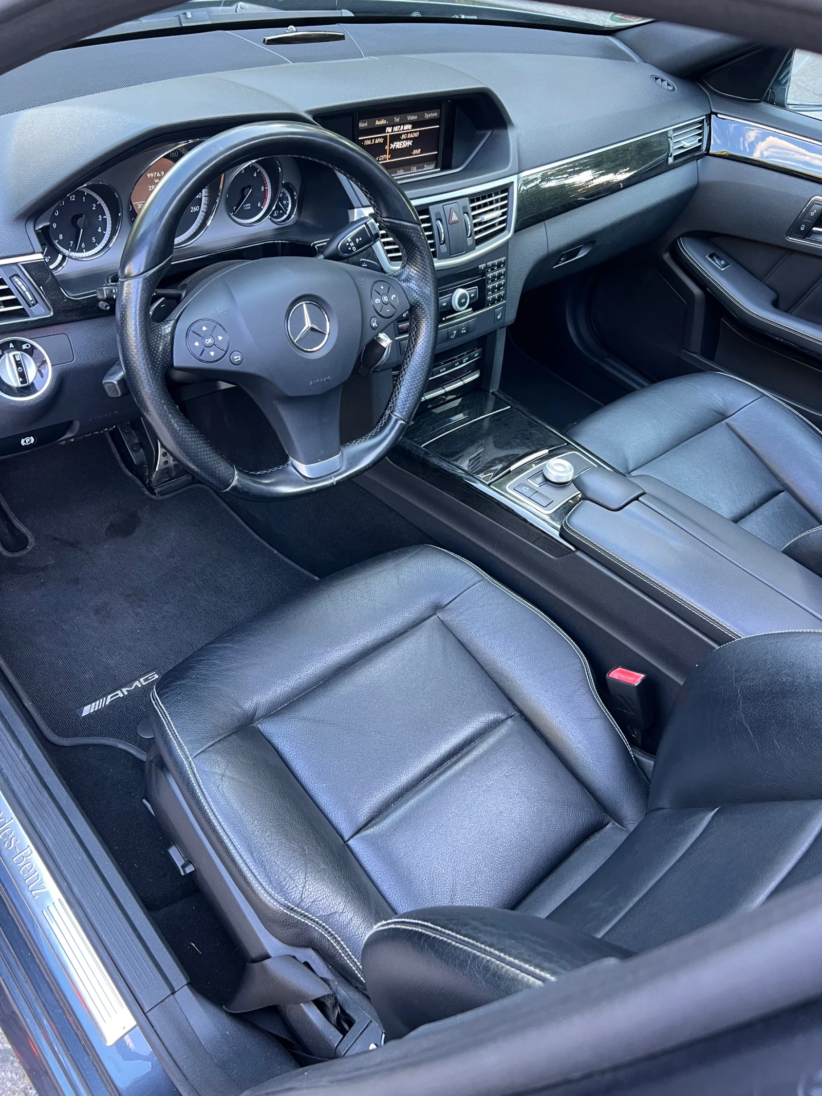 Mercedes-Benz E 350 AMG/ПАНОРАМА/265кс, снимка 8 - Автомобили и джипове - 54991028