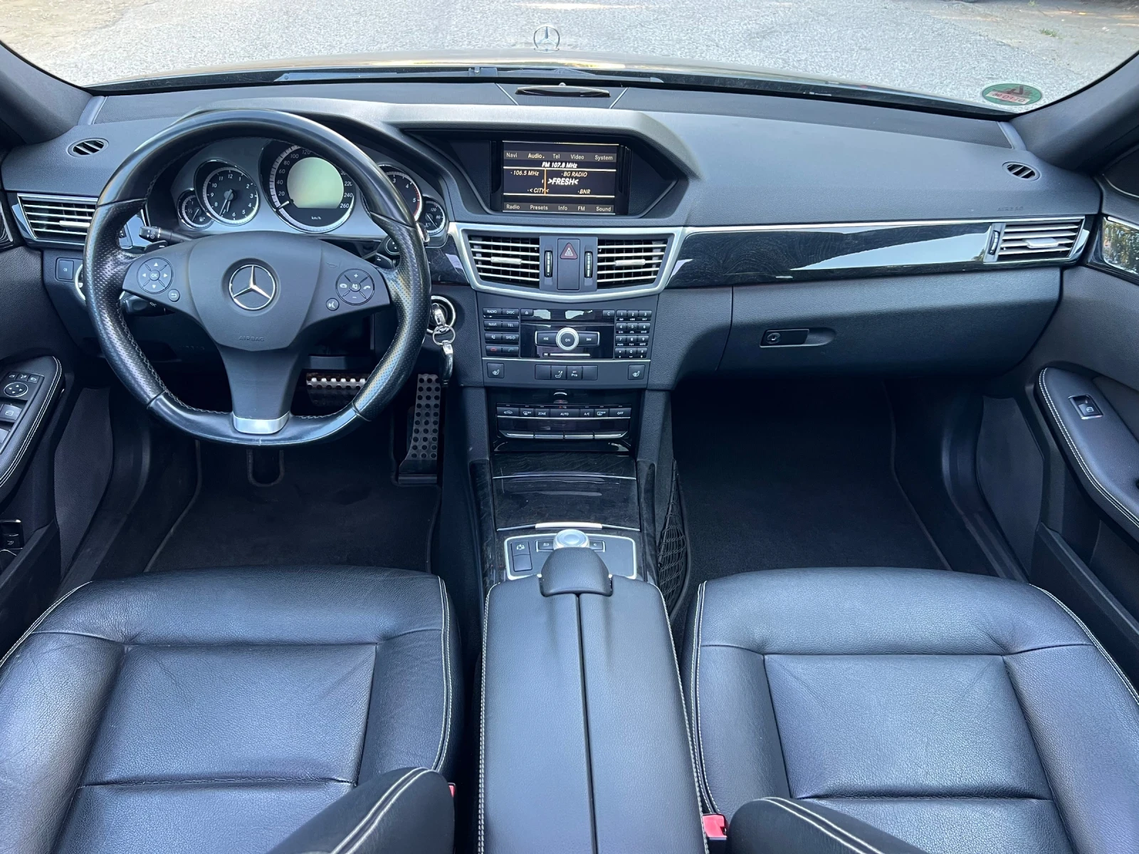 Mercedes-Benz E 350 AMG/ПАНОРАМА/265кс, снимка 10 - Автомобили и джипове - 54991028