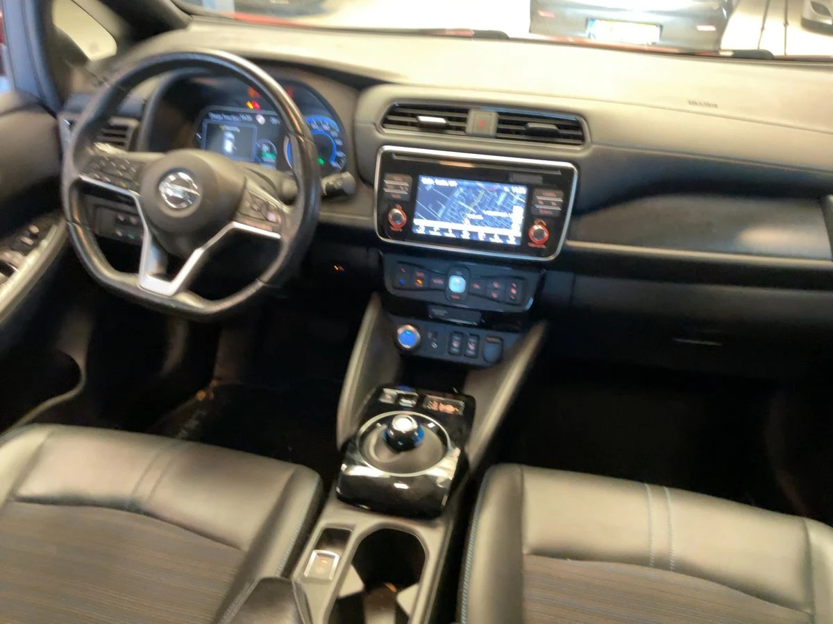 Nissan Leaf  Tekna, снимка 10 - Автомобили и джипове - 55415499