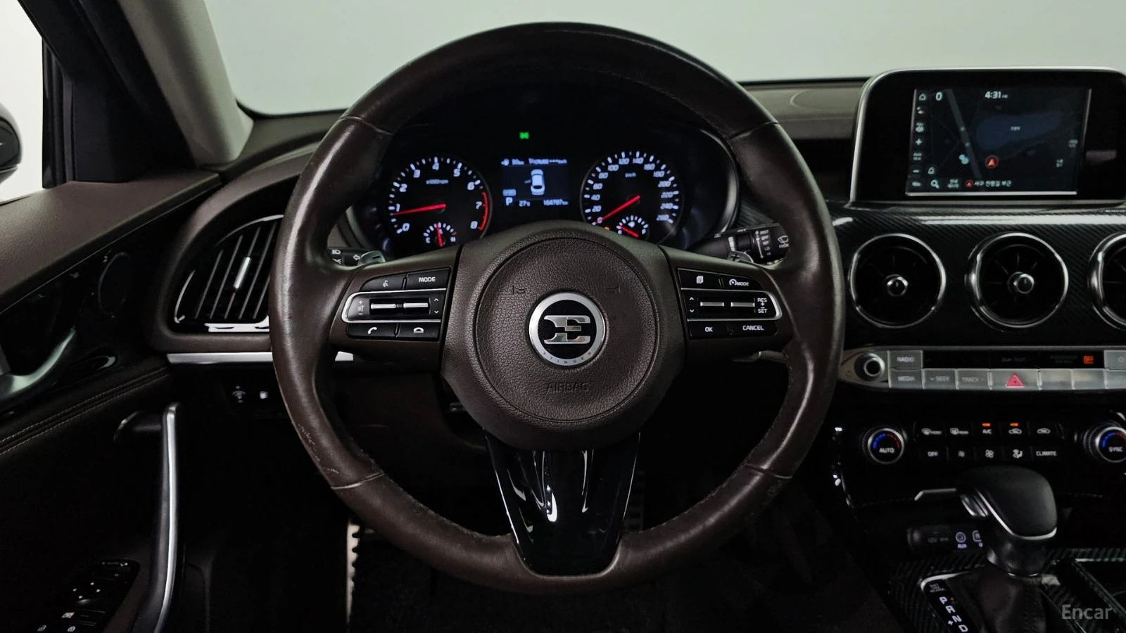Kia Stinger Prime* 2.0T* ПОДГРЕВ* ОБДУХВАНЕ* КАМЕРА* SUNROOF* , снимка 6 - Автомобили и джипове - 55461200