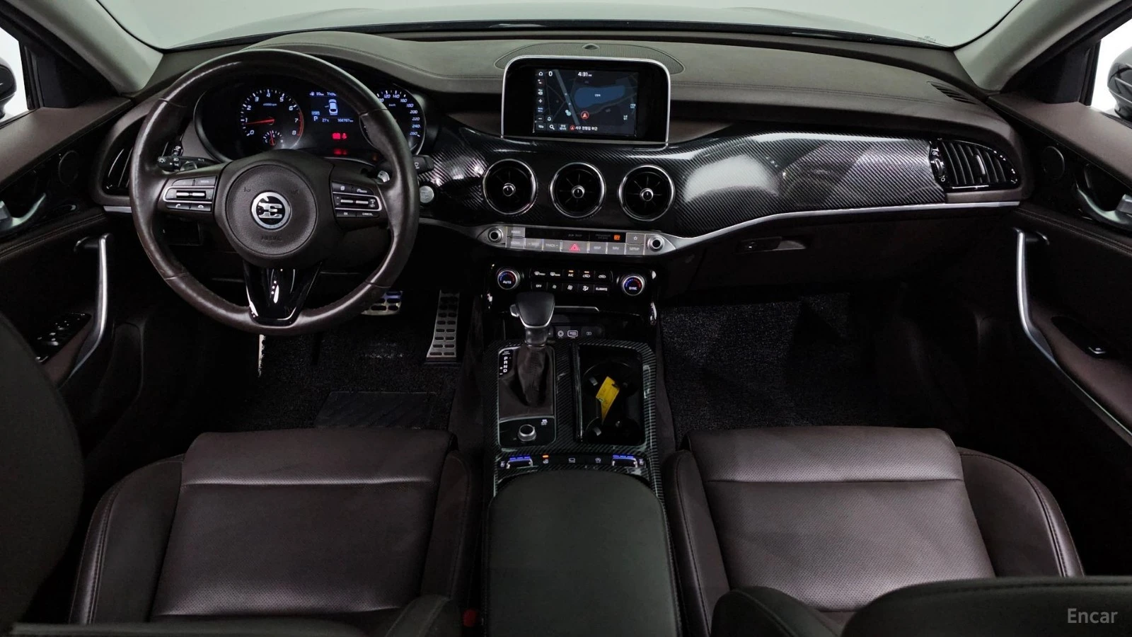Kia Stinger Prime* 2.0T* ПОДГРЕВ* ОБДУХВАНЕ* КАМЕРА* SUNROOF* , снимка 5 - Автомобили и джипове - 55461200