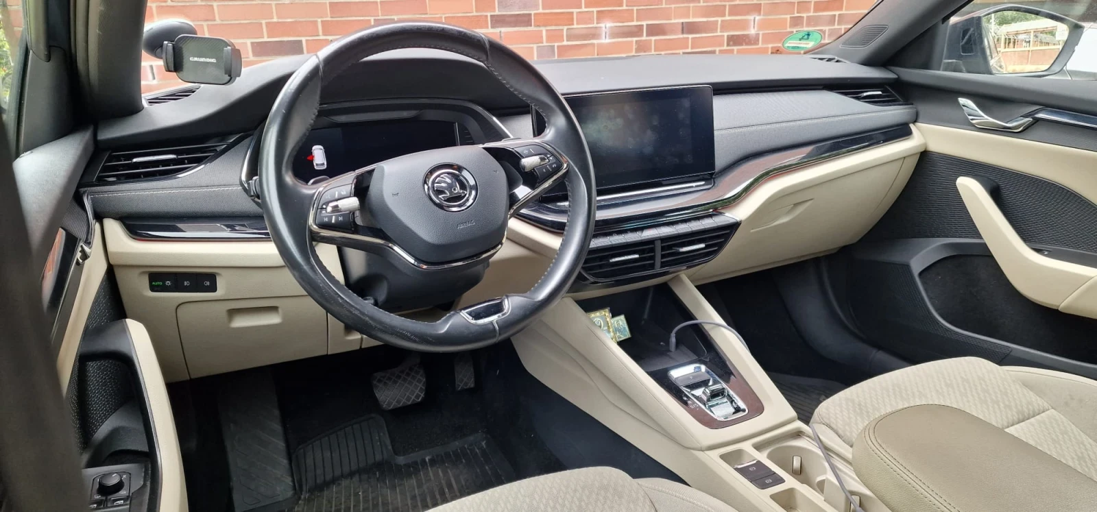 Skoda Octavia 2.0TDI Face Digital Panorama, снимка 7 - Автомобили и джипове - 55503651