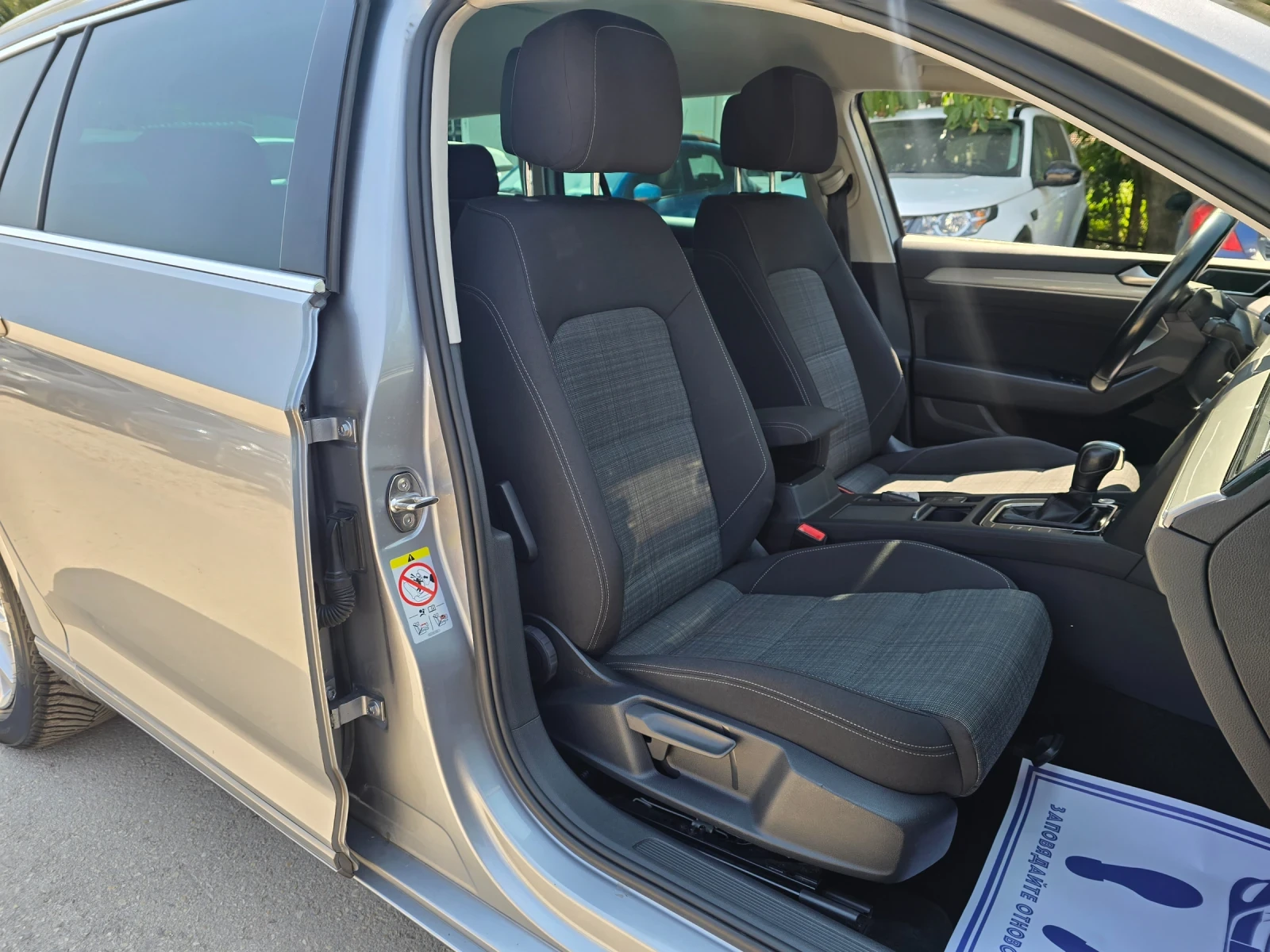 VW Passat 2.0TDI Business 150к.с DSG, снимка 12 - Автомобили и джипове - 55574751