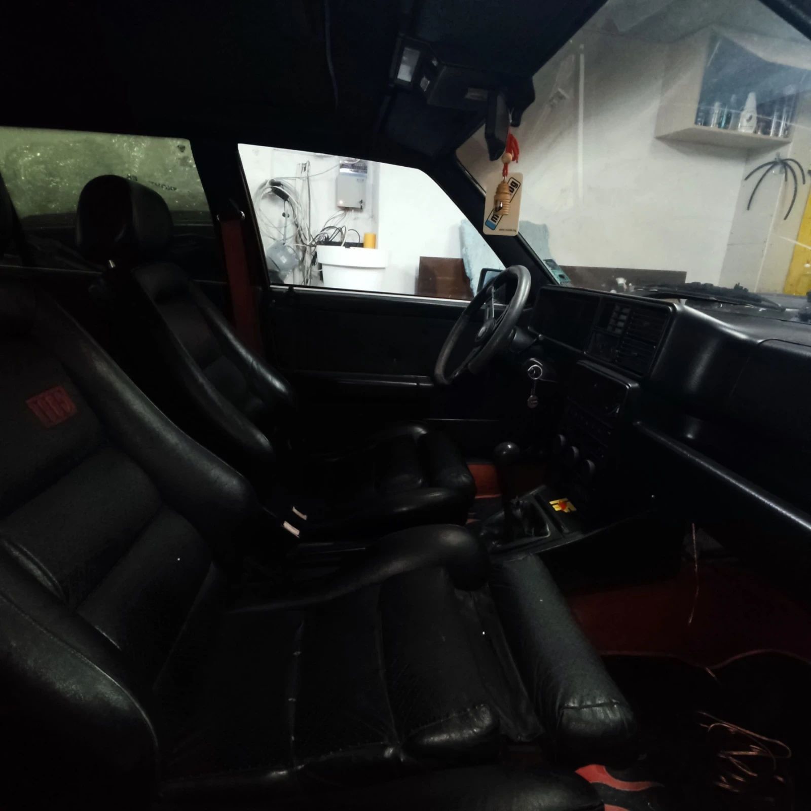 Lancia Delta 1.6 HF Turbo Exclusive edition, снимка 8 - Автомобили и джипове - 55621474