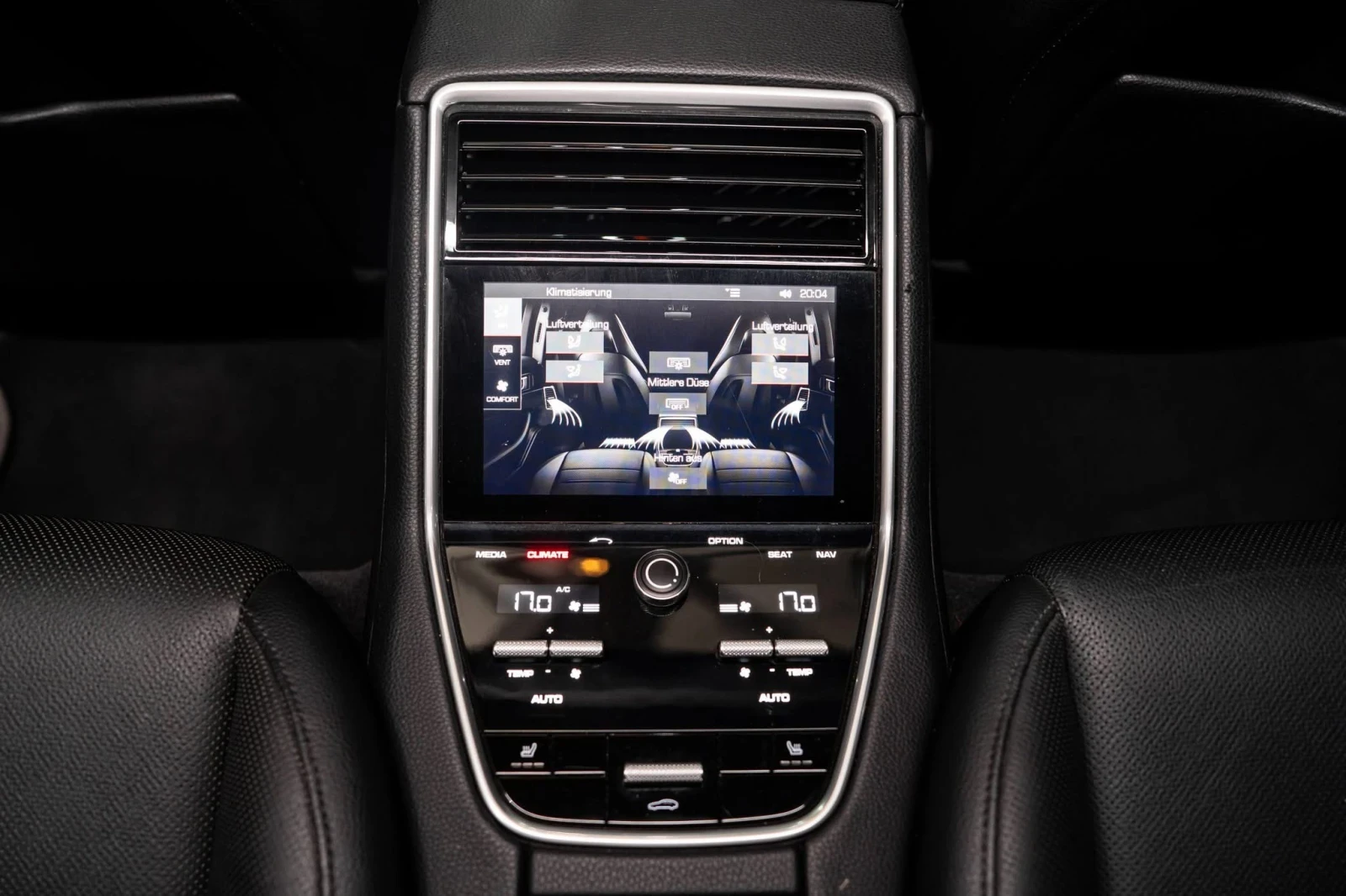 Porsche Panamera 4S MEGA FULL LED NAVI BOSE 360 ЛИЗИНГ 100%, снимка 15 - Автомобили и джипове - 55681872