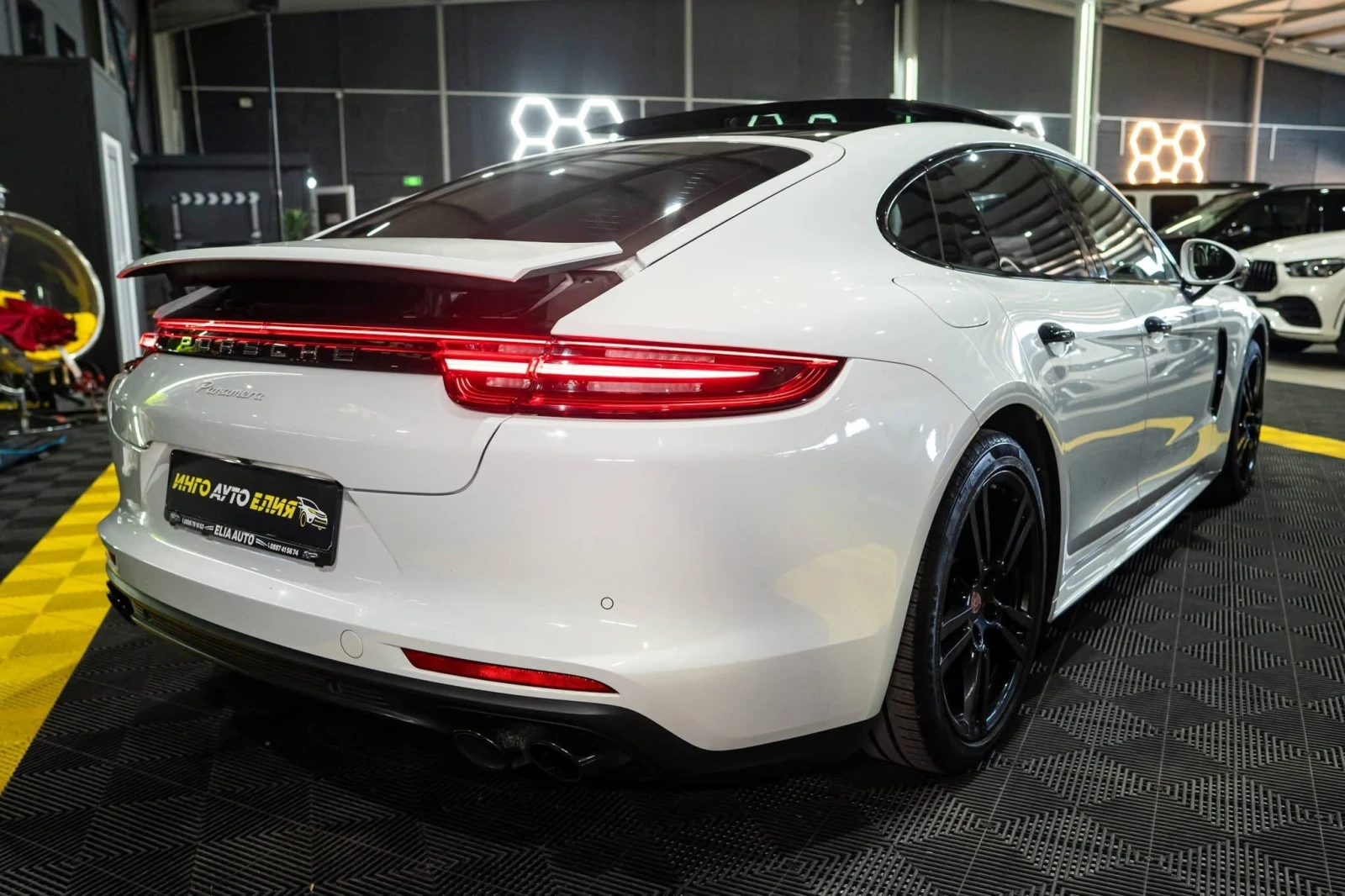 Porsche Panamera 4S MEGA FULL LED NAVI BOSE 360 ЛИЗИНГ 100%, снимка 8 - Автомобили и джипове - 55681872