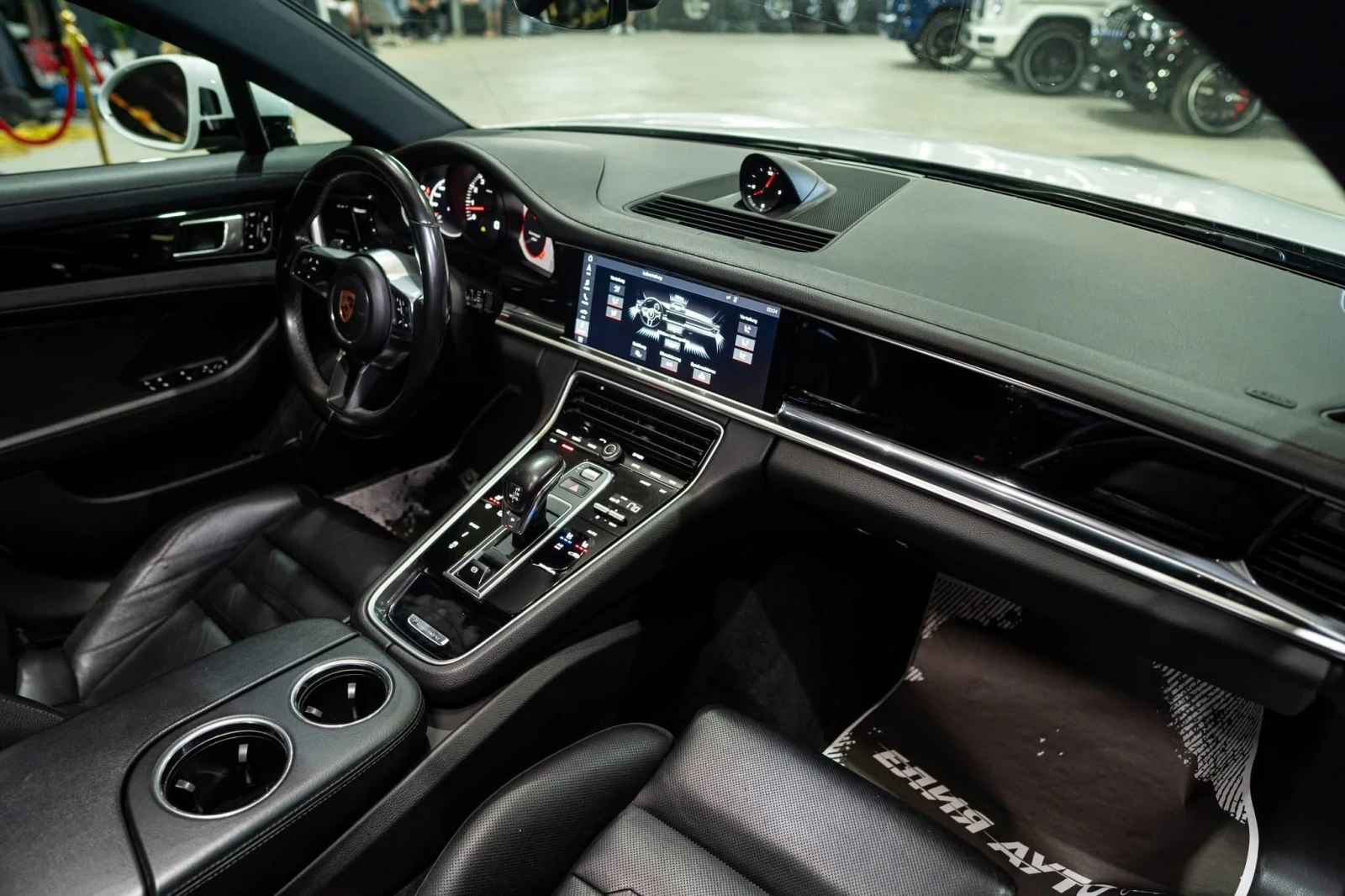 Porsche Panamera 4S MEGA FULL LED NAVI BOSE 360 ЛИЗИНГ 100%, снимка 12 - Автомобили и джипове - 55681872