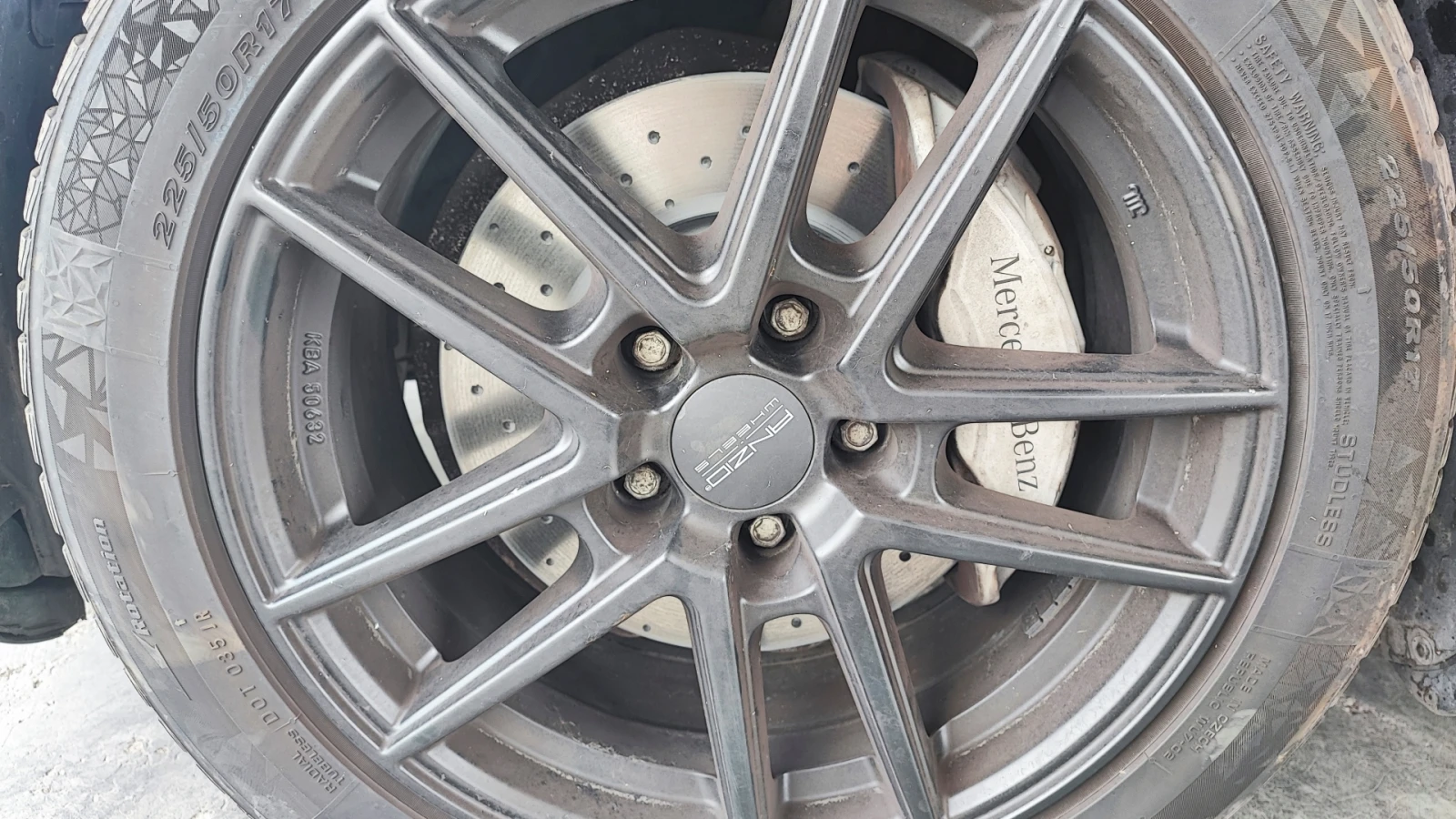 Mercedes-Benz C 200 AMG Line | Бензин | Нови Brembo | Регистрирана, снимка 12 - Автомобили и джипове - 55949960