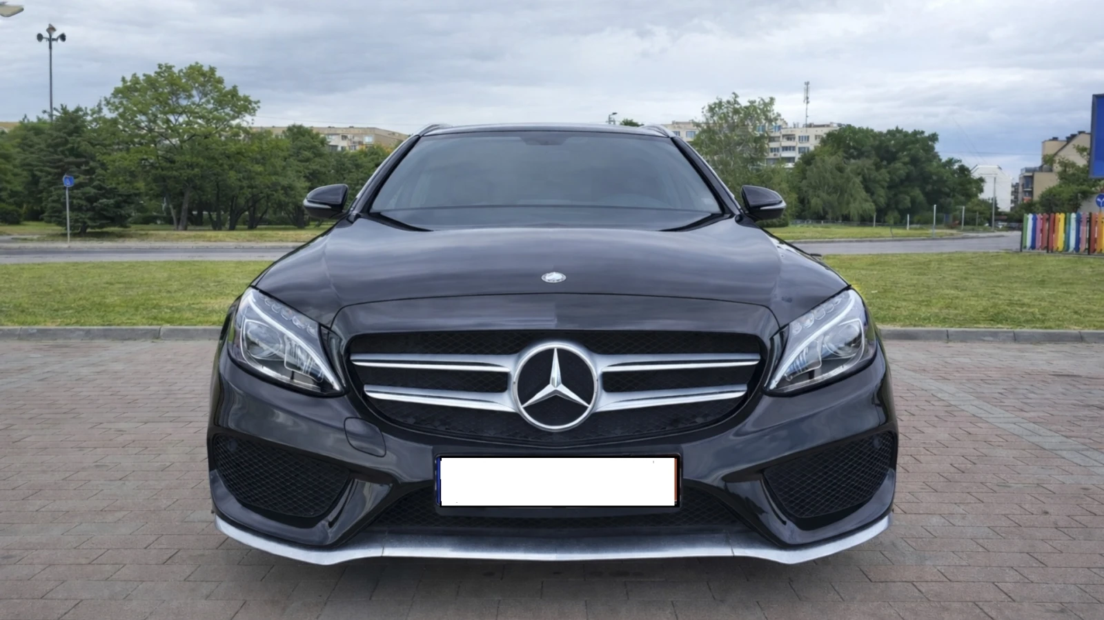 Mercedes-Benz C 200 AMG Line | Бензин | Нови Brembo | Регистрирана, снимка 3 - Автомобили и джипове - 55949960