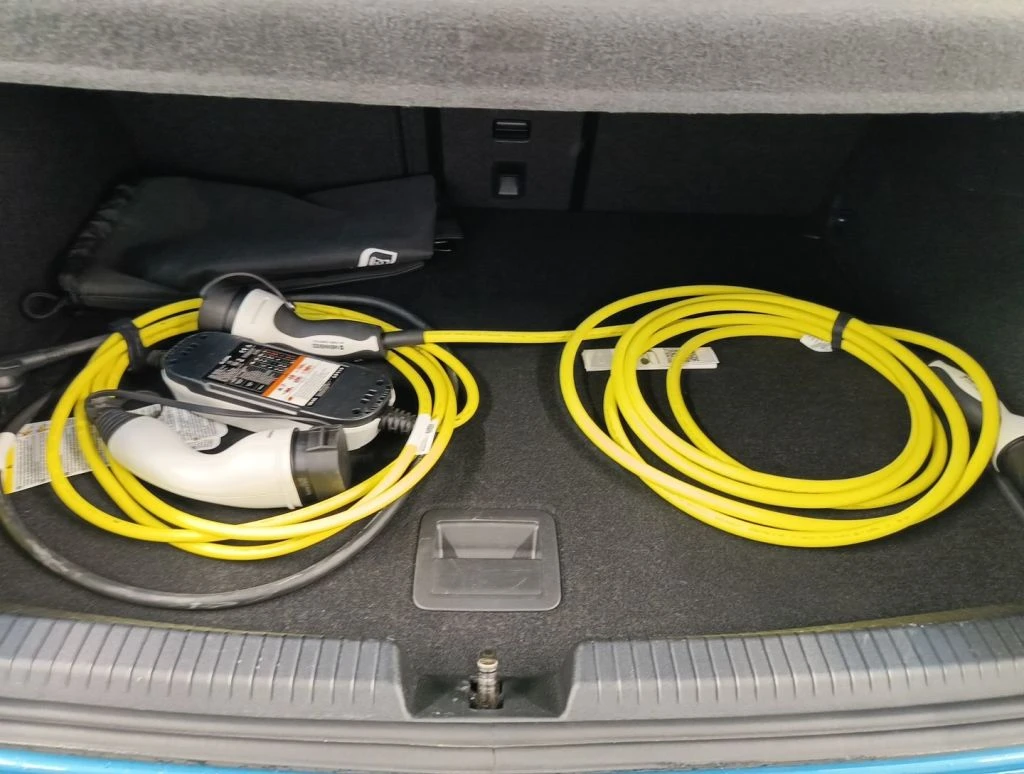 VW ID.3 Pro S LED Navi Leather 97% SoH, снимка 15 - Автомобили и джипове - 56304819