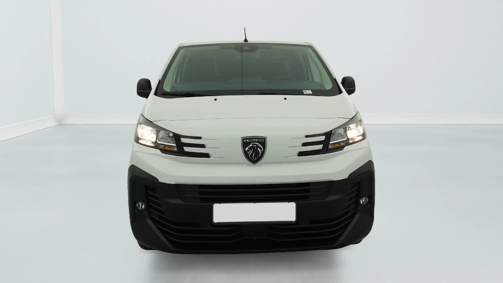 Peugeot Expert BlueHDi 120 S&S , снимка 2 - Автомобили и джипове - 56306599