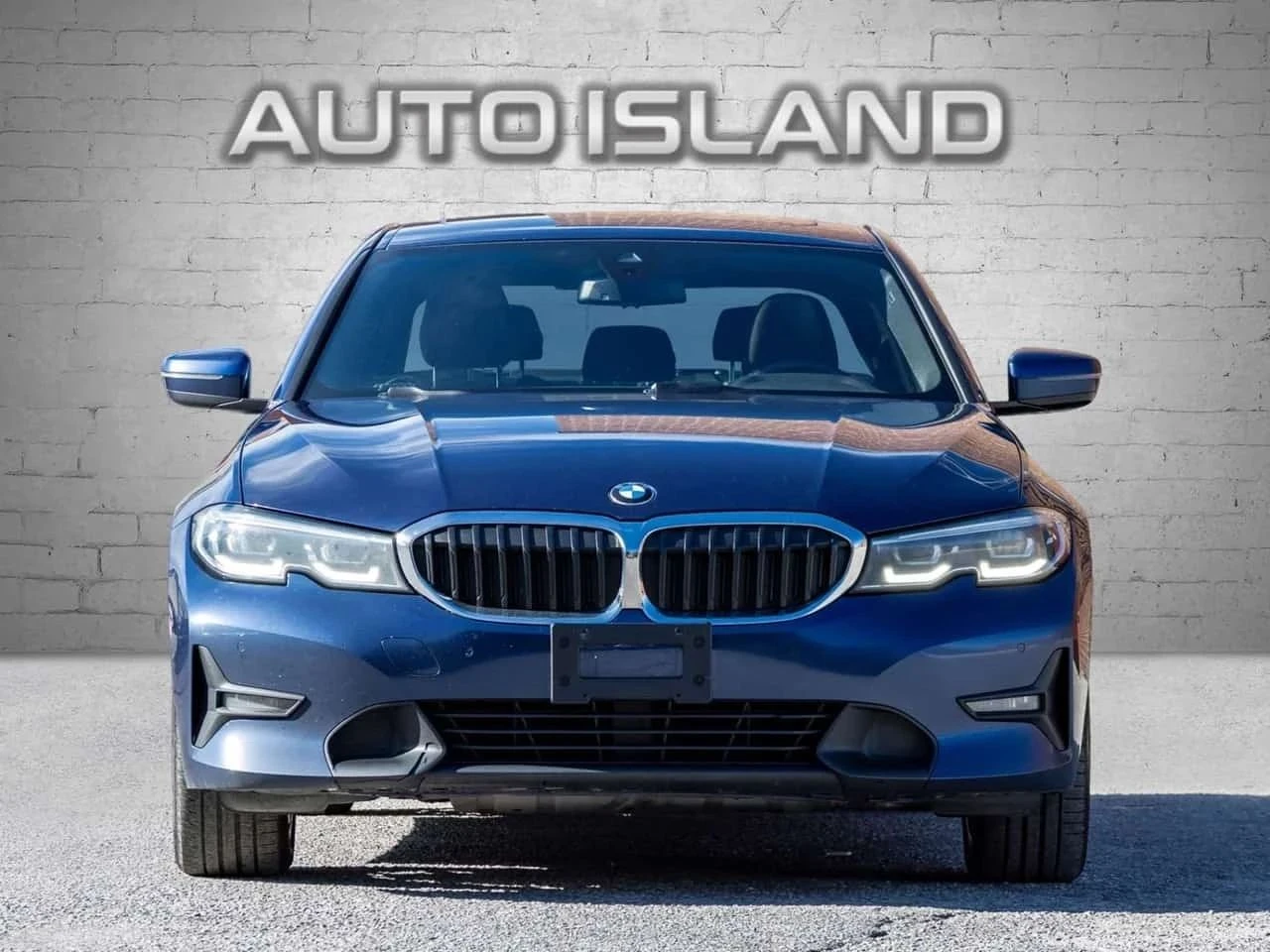 BMW 330, снимка 2 - Автомобили и джипове - 56715100