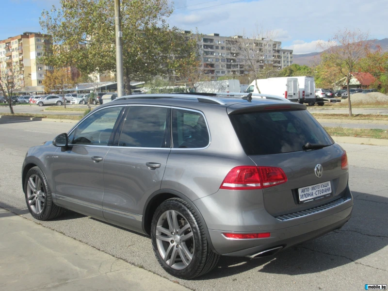 VW Touareg, снимка 3 - Автомобили и джипове - 47505719