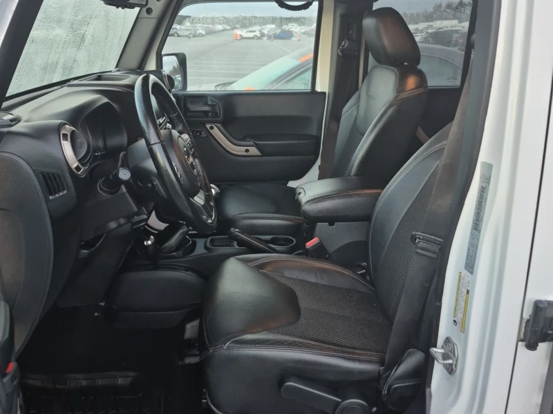 Jeep Wrangler UNLIMITED 75TH ANNIVERSARY/3.6/КОЖА/НАВИГАЦИЯ, снимка 10 - Автомобили и джипове - 52835607