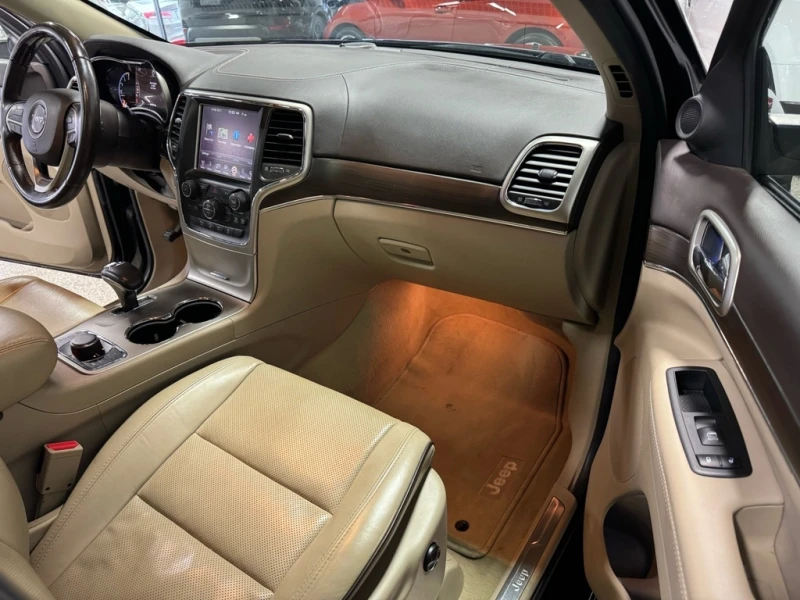 Jeep Grand cherokee * OVERLAND DIESEL/NAVI/PANO ROOF/REVERSE CAMERA/PU, снимка 7 - Автомобили и джипове - 52924125