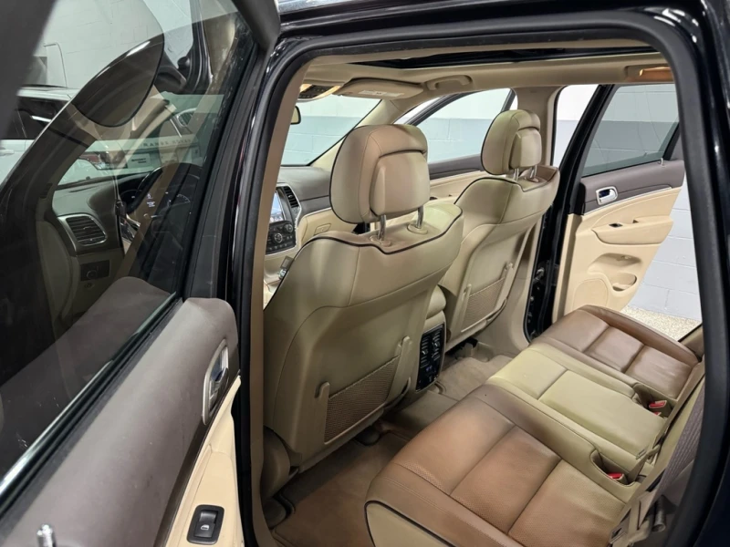 Jeep Grand cherokee * OVERLAND DIESEL/NAVI/PANO ROOF/REVERSE CAMERA/PU, снимка 9 - Автомобили и джипове - 52924125