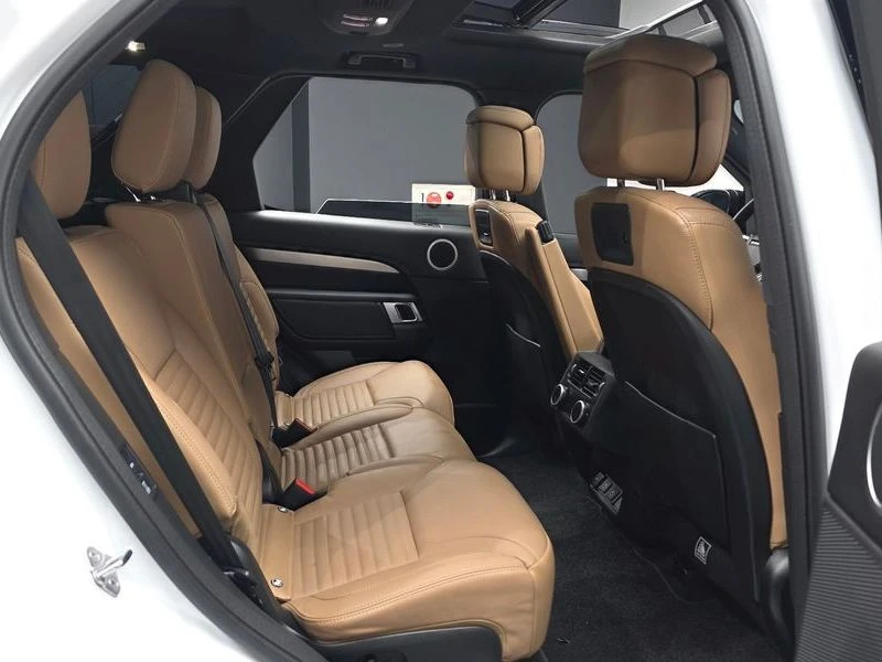 Land Rover Discovery 3.0 pt306 Automatic, снимка 12 - Автомобили и джипове - 55844413