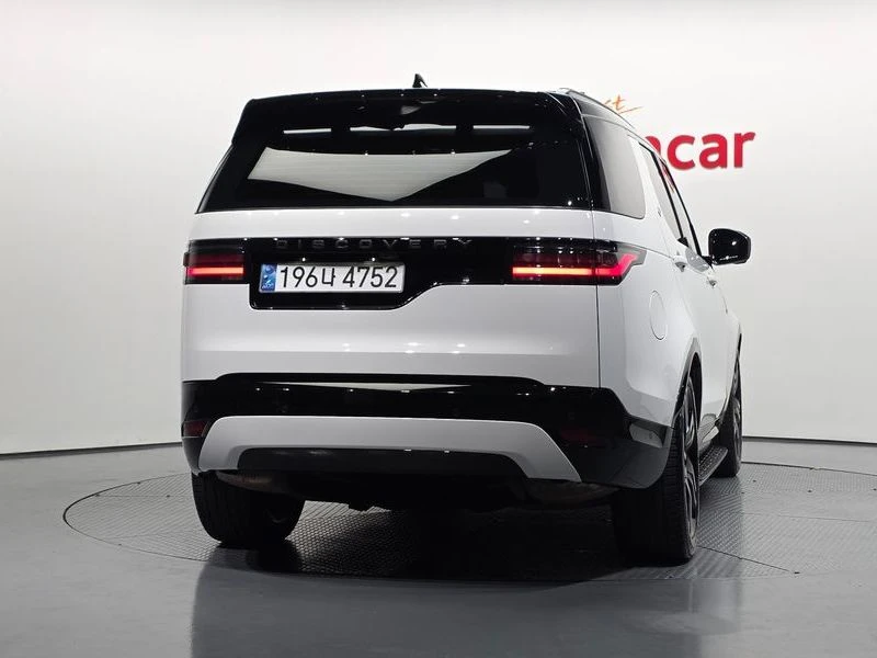 Land Rover Discovery 3.0 pt306 Automatic, снимка 4 - Автомобили и джипове - 55844413
