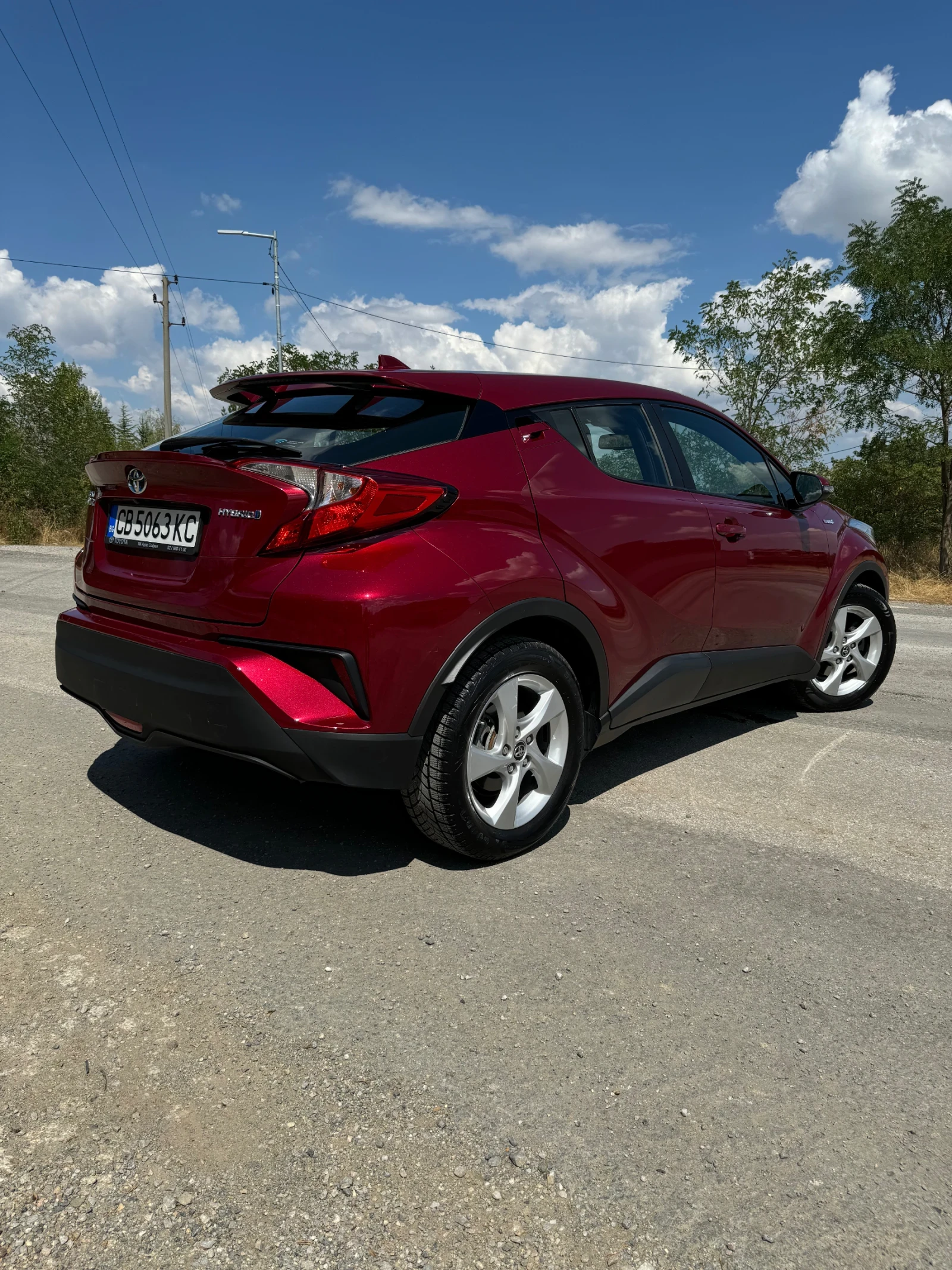 Toyota C-HR 1.8 hybrid - изображение 4