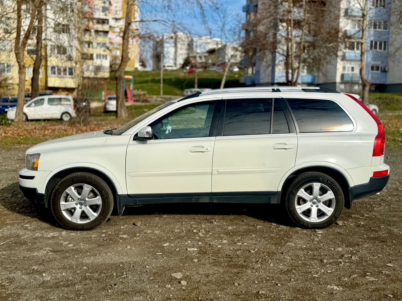 Volvo Xc90 2.4 D5 6+ 1 - изображение 2