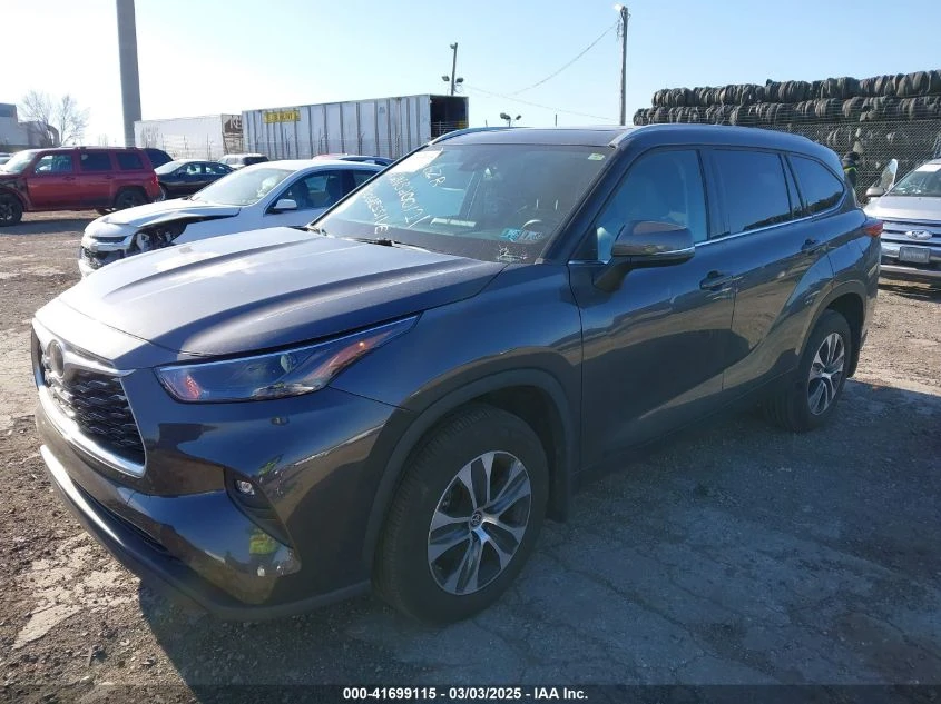 Toyota Highlander * XLE* БЕЗ УДАР* КУПИ СЕГА* БЕЗ ТЪРГ* ЛИЗИНГ*  - изображение 2