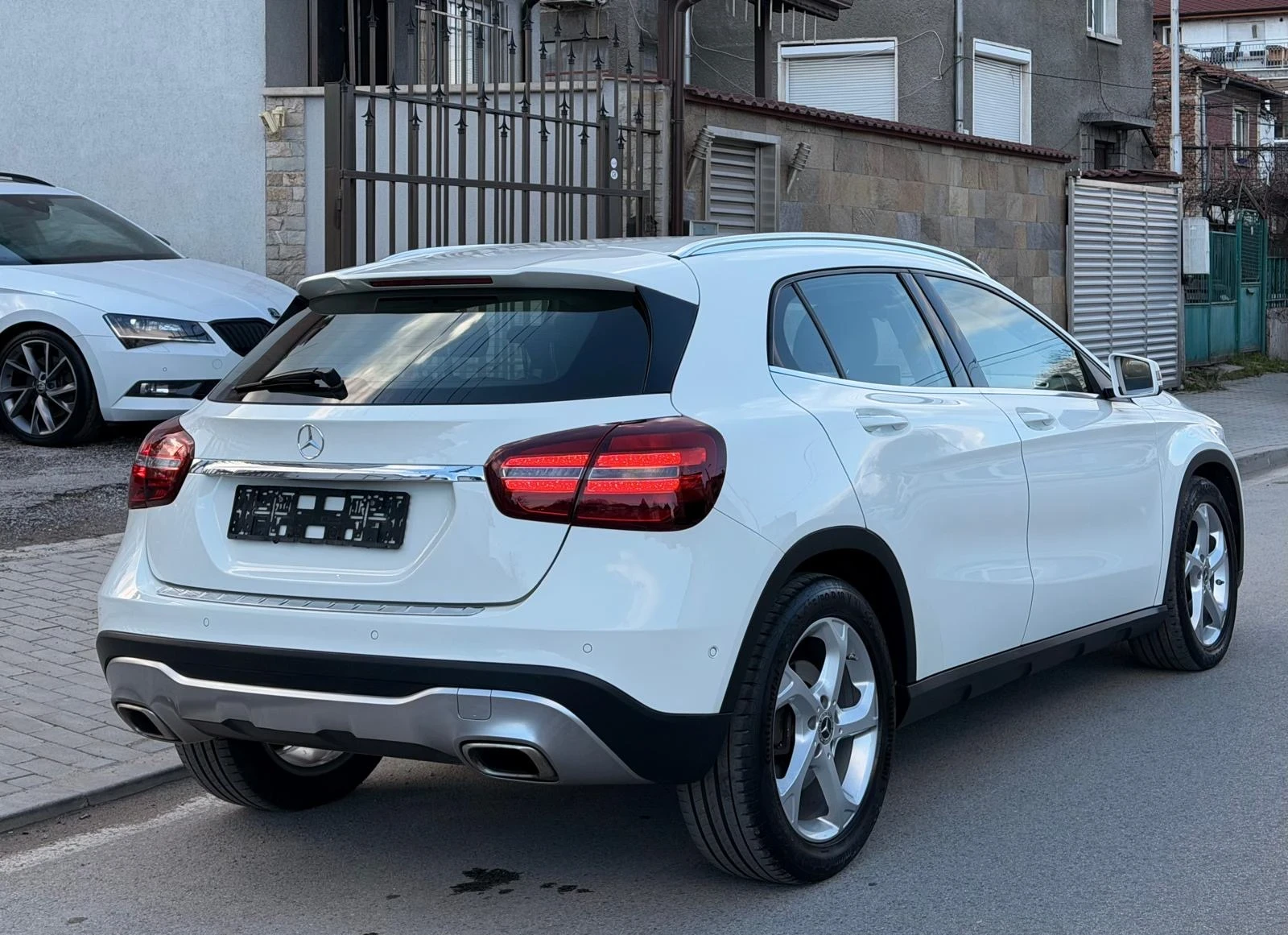 Mercedes-Benz GLA 250 250-4matic-Urban - изображение 8