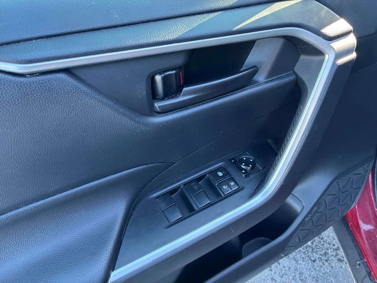 Toyota Rav4 * LE * CARFAX * ��� ����� * KEYLESS | Mobile.bg � ����������� 12