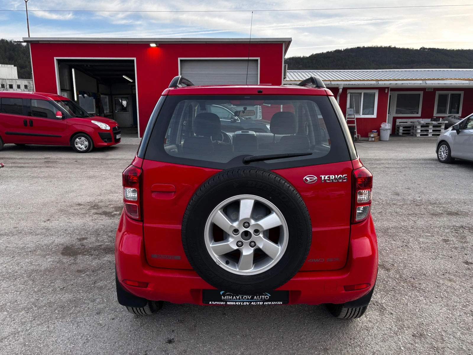 Daihatsu Terios 1.3 4x4 !!ВЪНШНИ ЗАБЕЛЕЖКИ!!, снимка 4 - Автомобили и джипове - 53773486