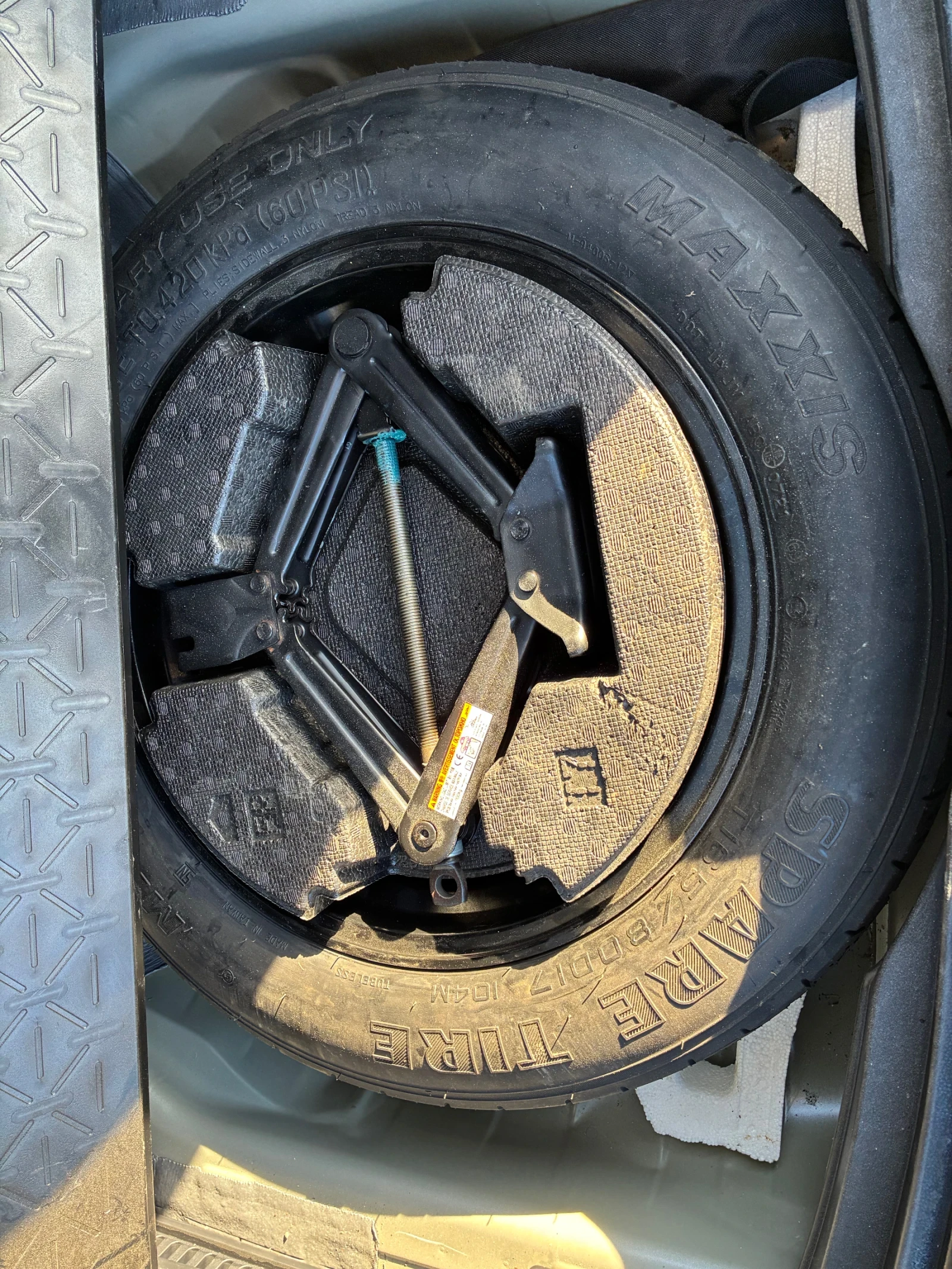 Toyota Rav4, снимка 12 - Автомобили и джипове - 53797311