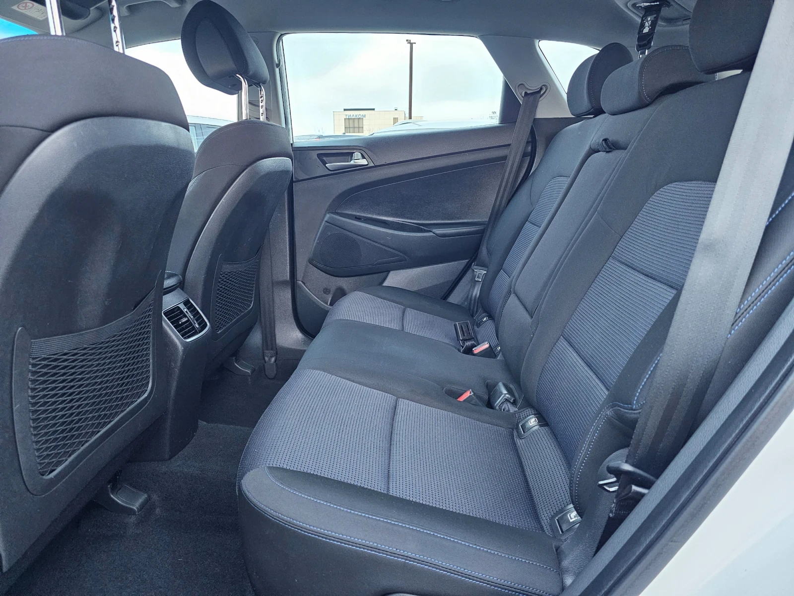 Hyundai Tucson 2.0CRDI, 136к.с., 4х4 , снимка 10 - Автомобили и джипове - 54084355