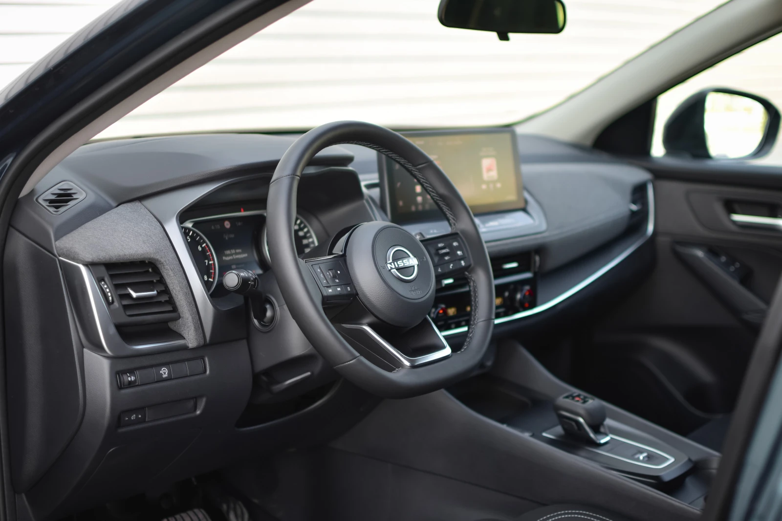 Nissan Qashqai Acenta MHEV, снимка 9 - Автомобили и джипове - 54736536