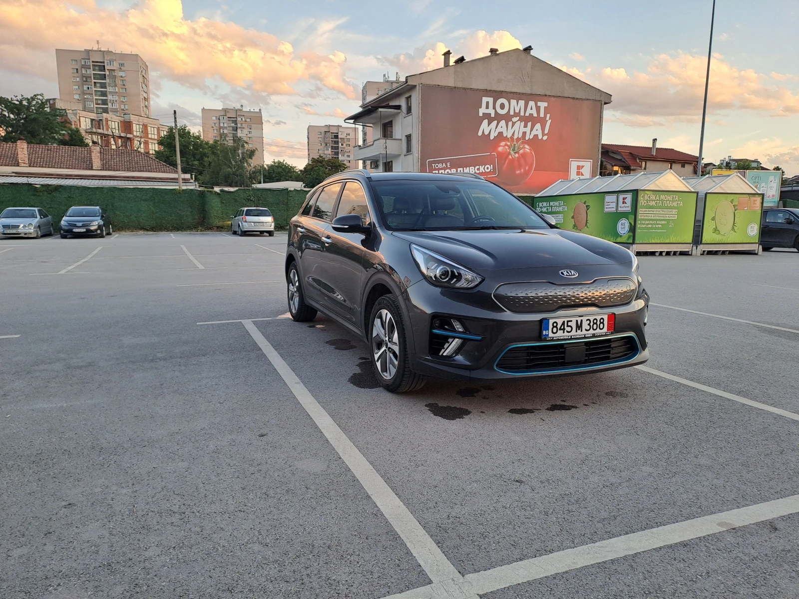 Kia Niro Vision 64 kWh, снимка 2 - Автомобили и джипове - 54976262