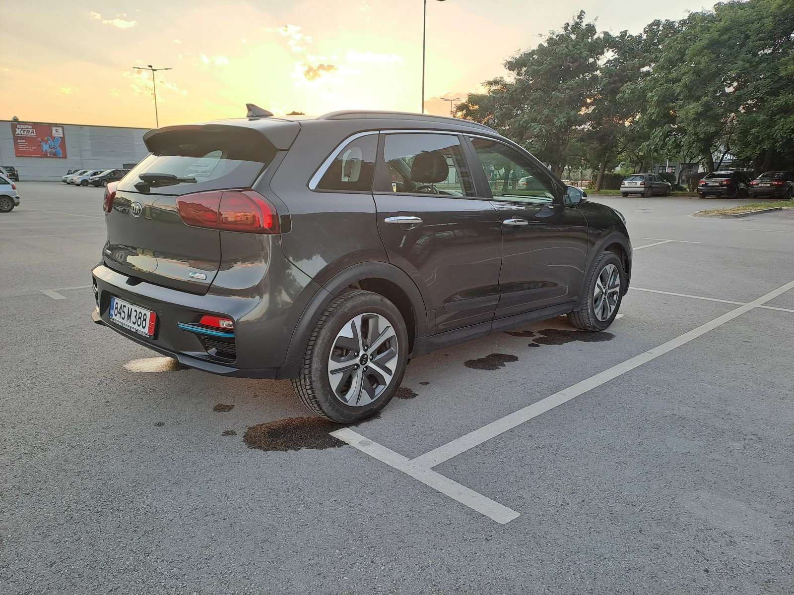 Kia Niro Vision 64 kWh, снимка 3 - Автомобили и джипове - 54976262