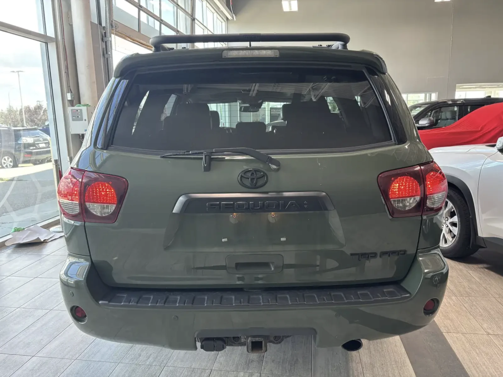 Toyota Sequoia 2020 Toyota Sequoia TRD Pro, снимка 5 - Автомобили и джипове - 55391618