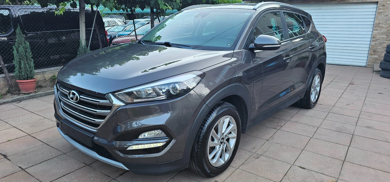Hyundai Tucson 1.7 CRDI AUTOMAT TREND , снимка 3 - Автомобили и джипове - 55533090