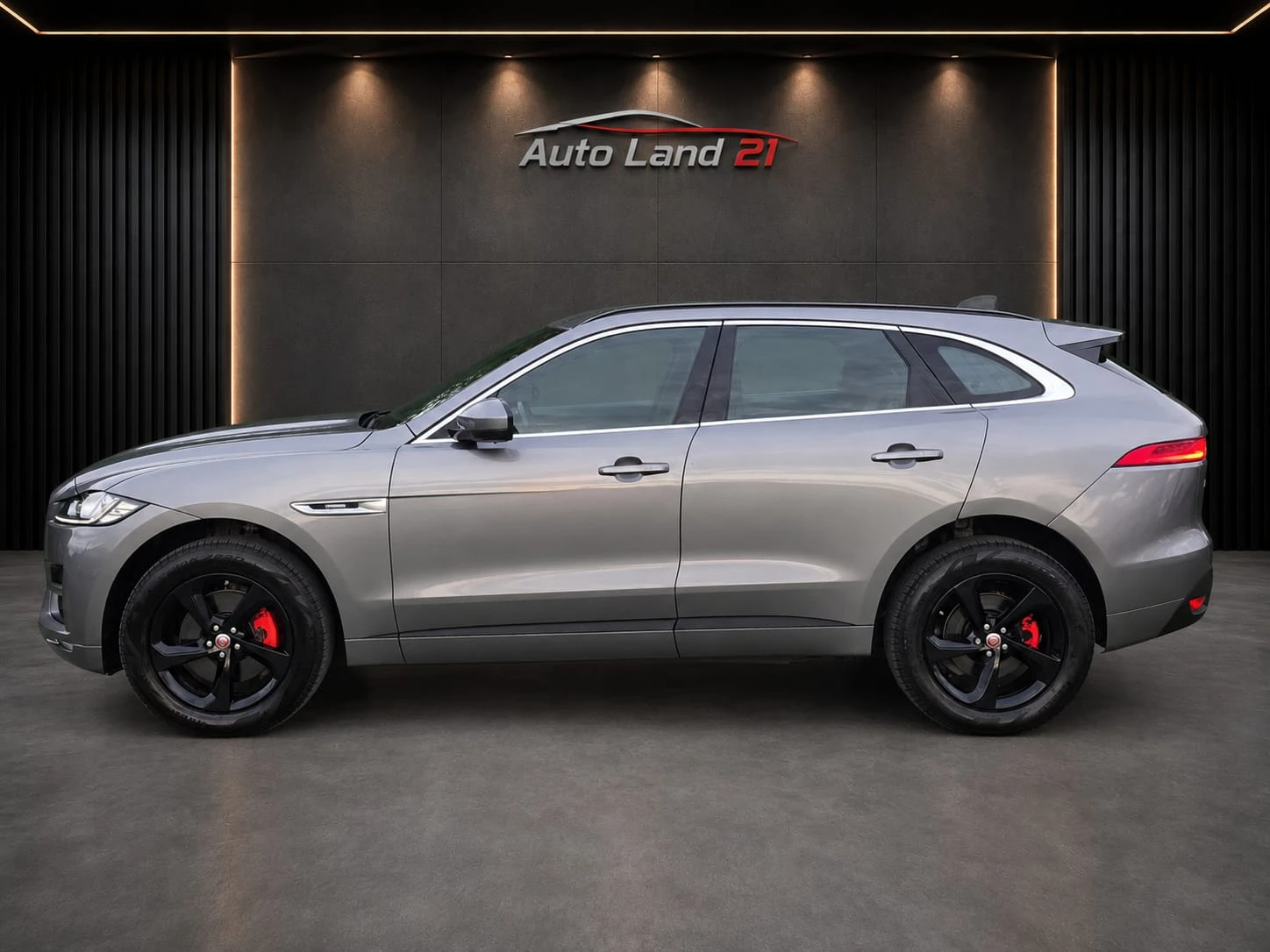 Jaguar F-PACE 3.0d* 300кс* 700hm* AWD* DIGITAL* , снимка 6 - Автомобили и джипове - 55556869