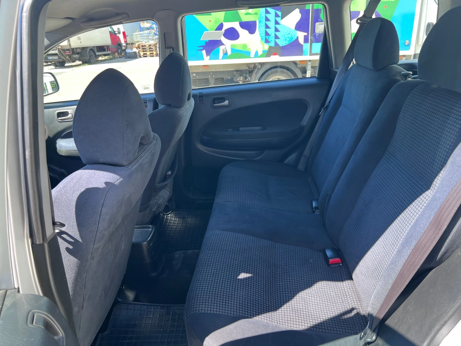 Honda Hr-v 1.6 vtec 4x4, снимка 11 - Автомобили и джипове - 56627985