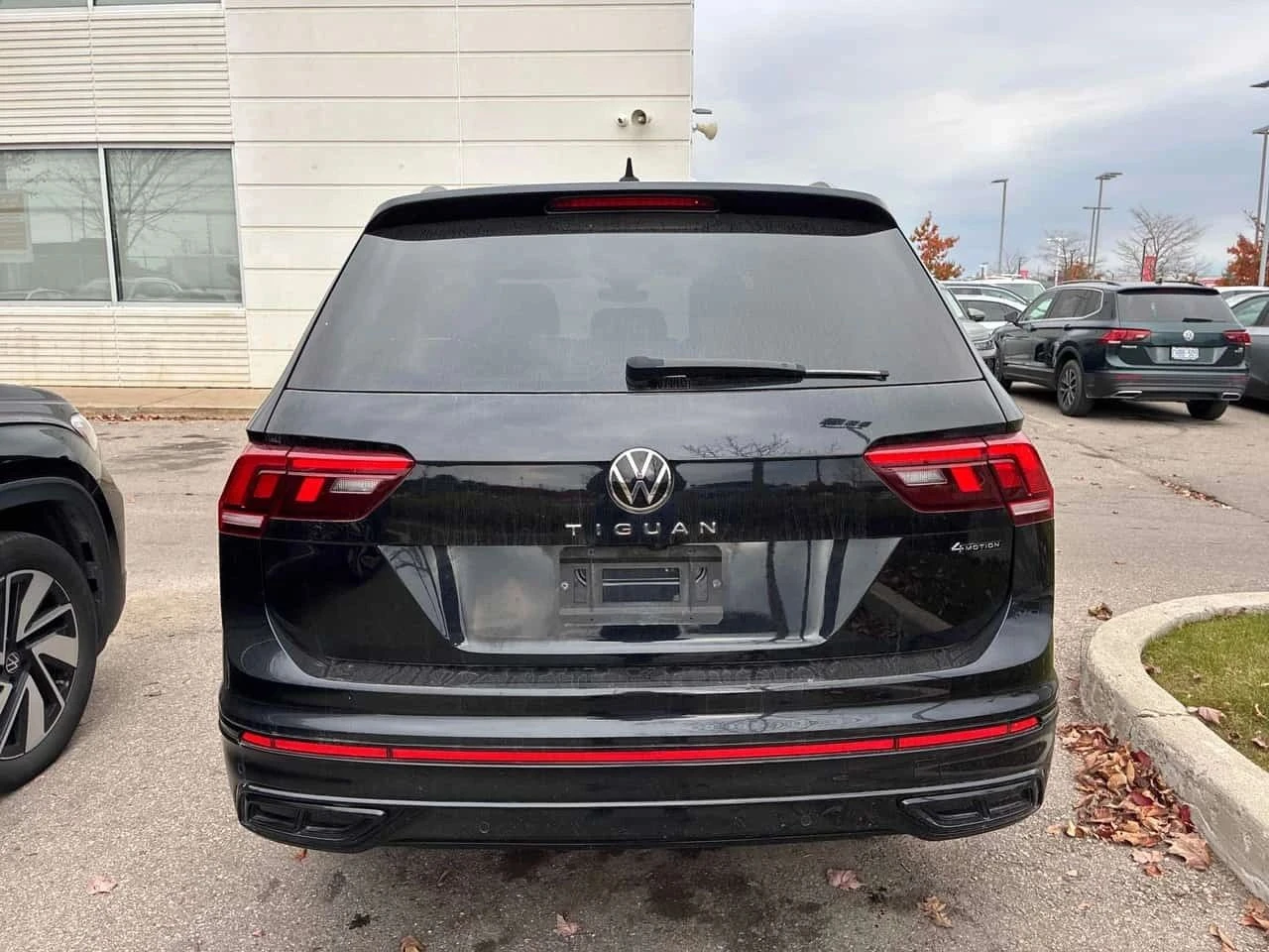 VW Tiguan, снимка 4 - Автомобили и джипове - 56724308