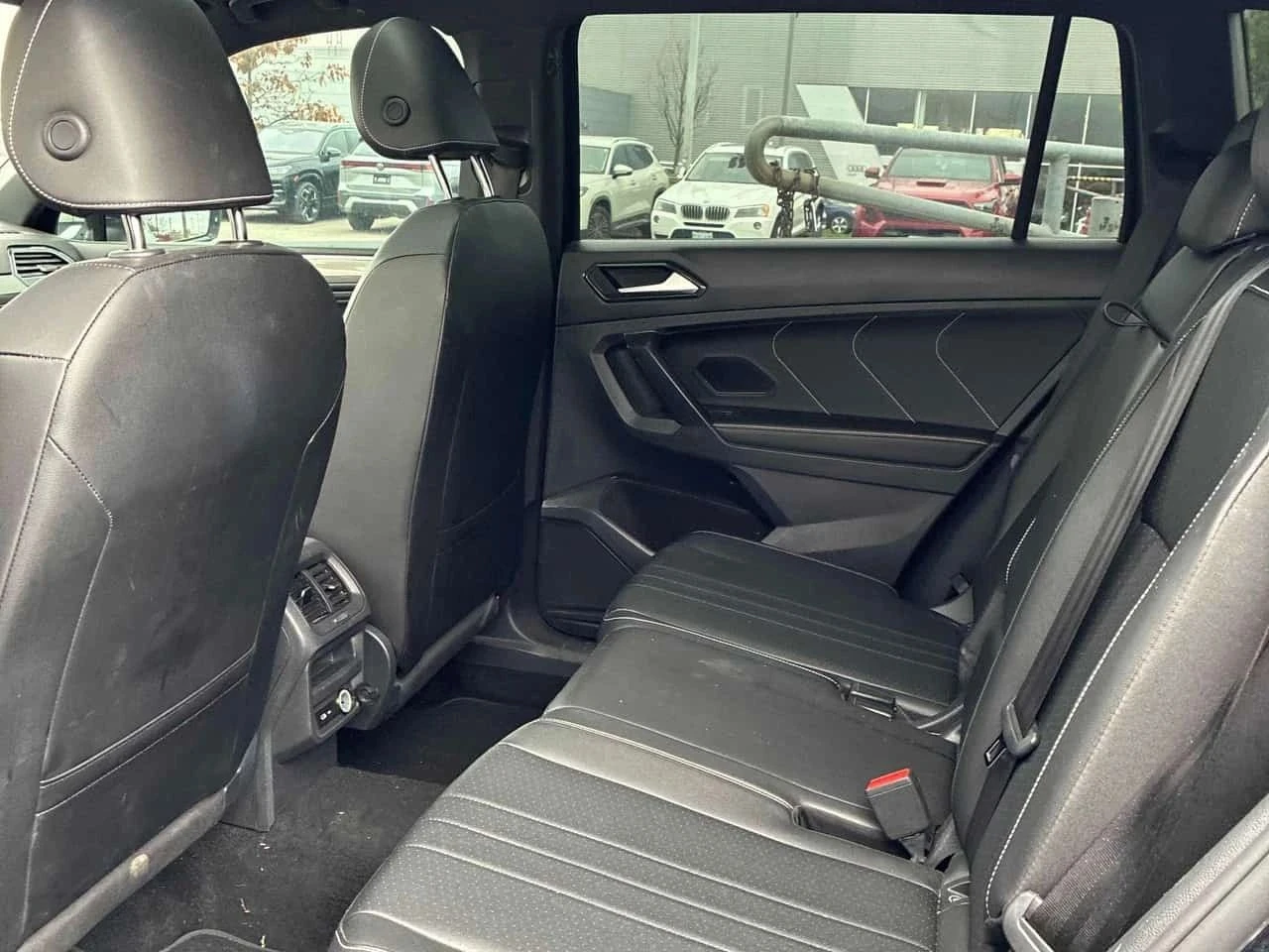 VW Tiguan, снимка 12 - Автомобили и джипове - 56724308
