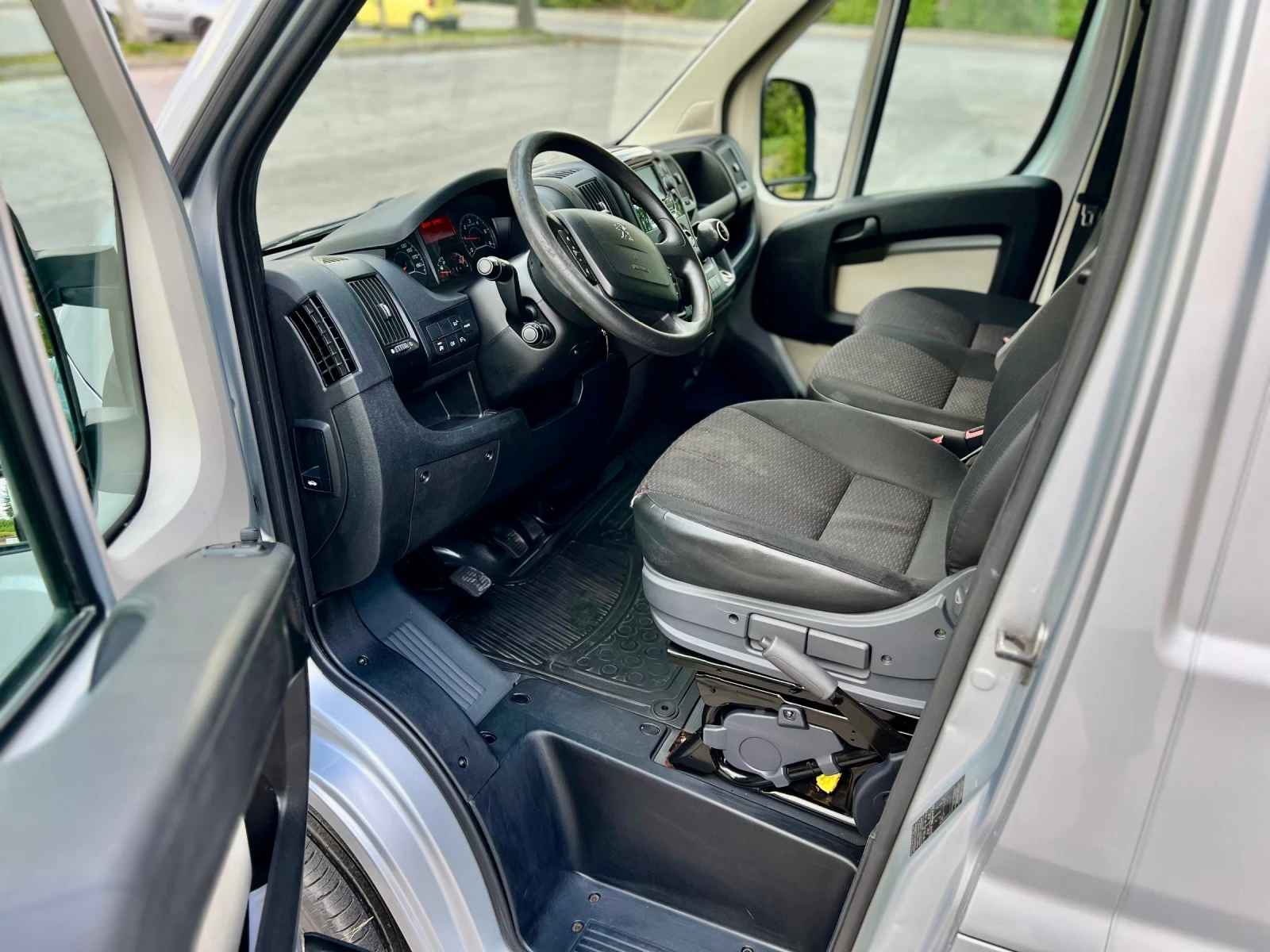 Peugeot Boxer Peugeot Boxer 2.3 HDI - изображение 10