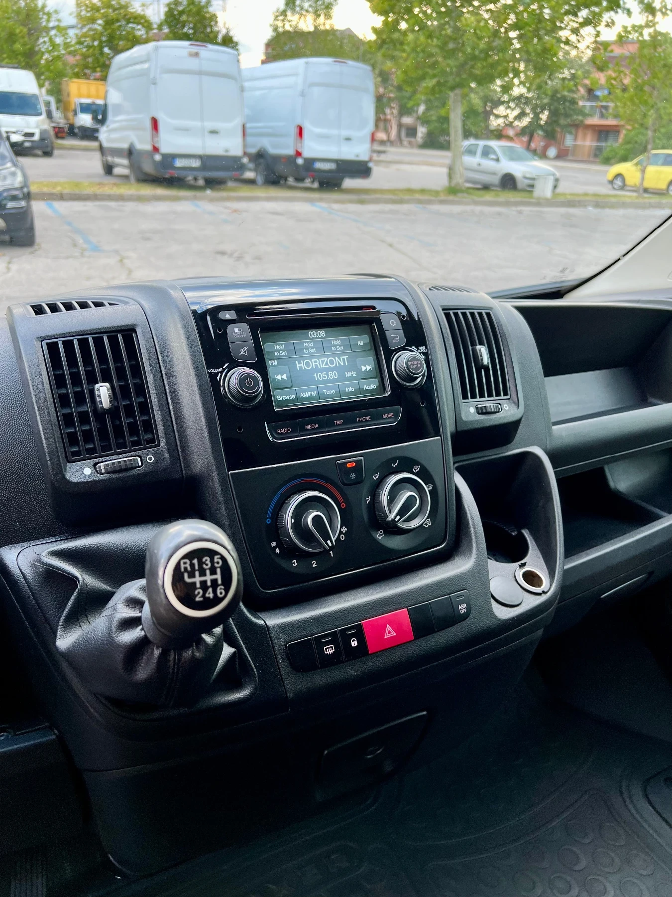 Peugeot Boxer Peugeot Boxer 2.3 HDI - изображение 9