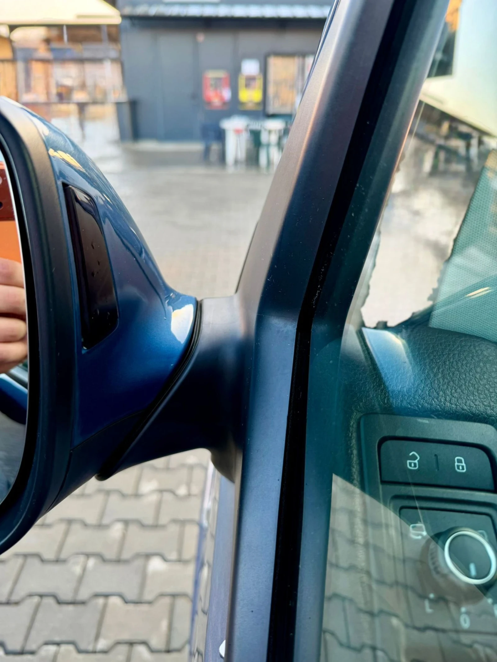 VW Multivan 2.0TDI T6 JOIN ВНОС ОТ ГЕГМАНИЯ ПЪРВИ СОБСТВЕНИК, снимка 16 - Бусове и автобуси - 55048640