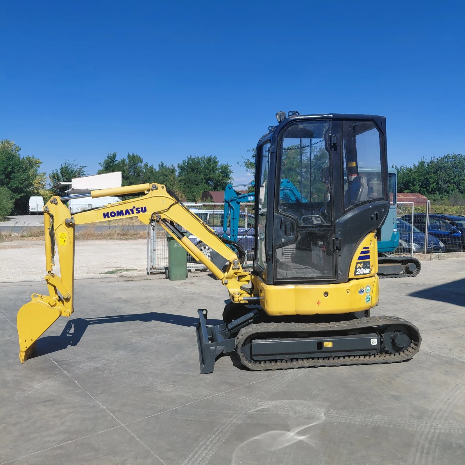 ����� Komatsu PC20MR-5 * ������� * 700 �������� *  | Mobile.bg � ����������� 2