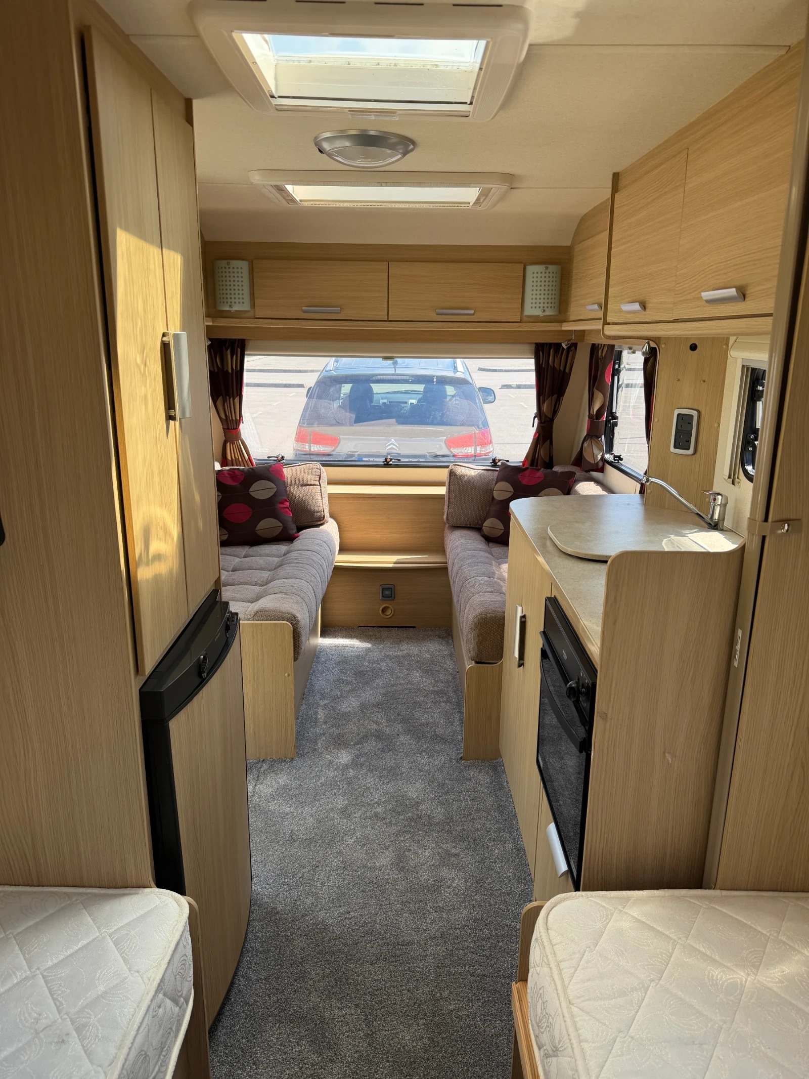 Каравана Tabbert Lunar Venus 2015, снимка 9 - Каравани и кемпери - 54298016