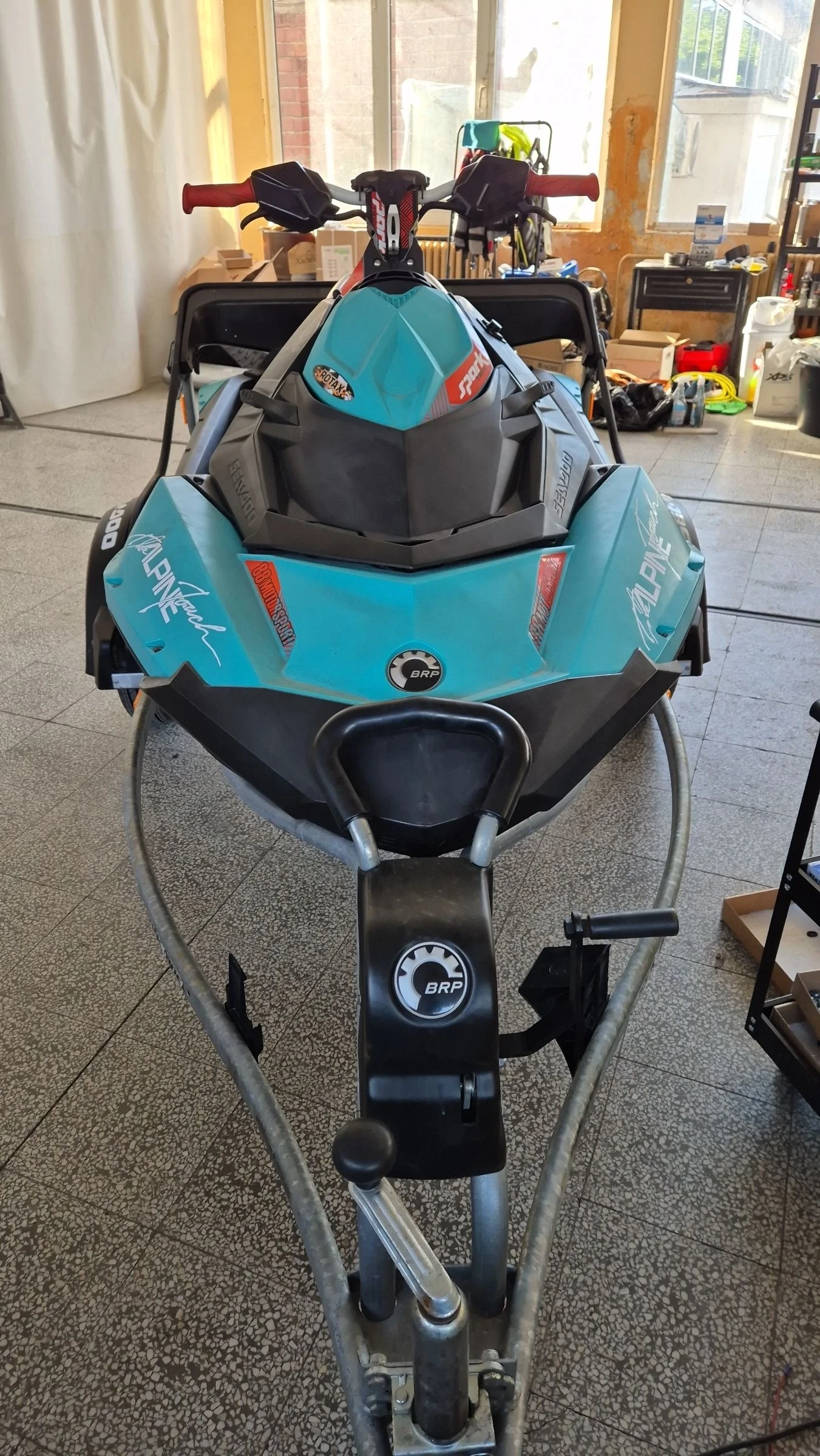 Джет Bombardier Sea Doo SPARK TRIXX - изображение 2