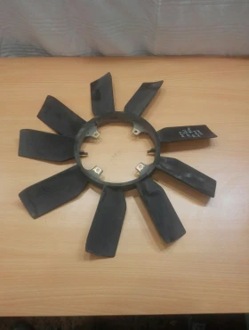 Перка Мерцедес Ц220 w202 97г.